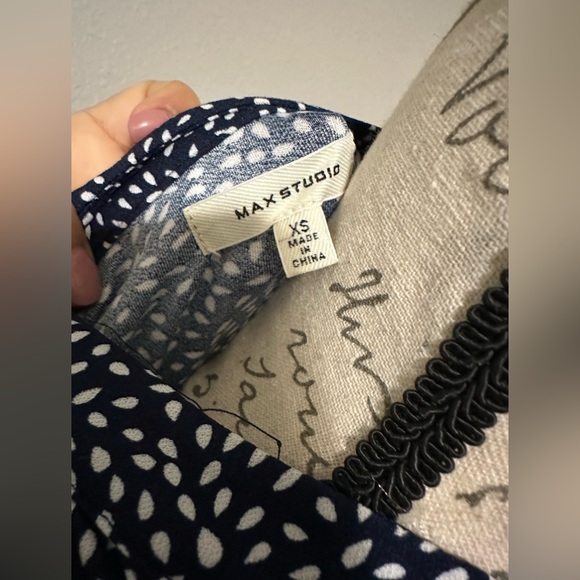 Max Studio Navy/White Maxi Dress . New with out tags, still in great conditions - Picture 6 of 10